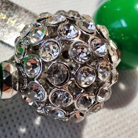 Stephan & Co Kelly Green Acrylic Round Bead Bracelet and Necklace Rhinestone Set - Picture 9 of 14